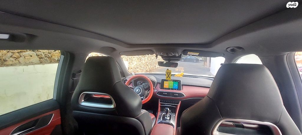 מודעת רכב אם ג'י EHS PHEV