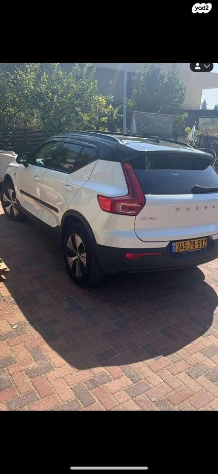 וולוו XC40