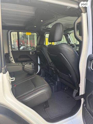 מודעת רכב ג'יפ רנגלר