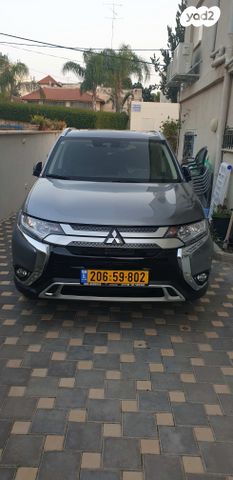 מיצובישי אאוטלנדר