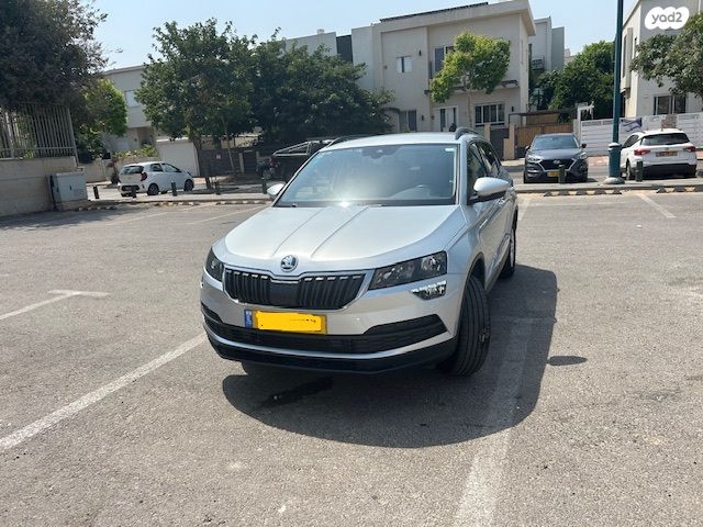מודעת רכב סקודה קארוק