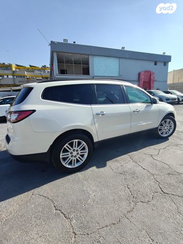 שברולט טראוורס