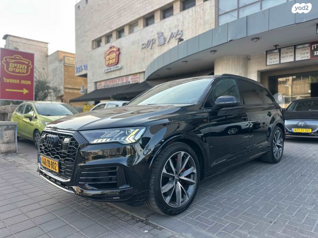 מודעת רכב אאודי Q7