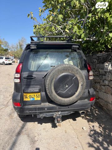 טויוטה לנד קרוזר