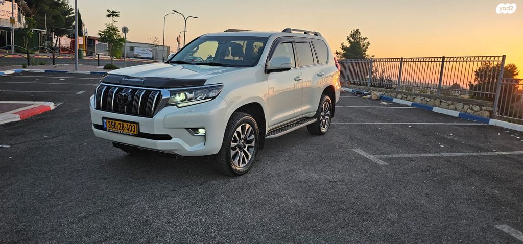 מודעת רכב טויוטה לנד קרוזר