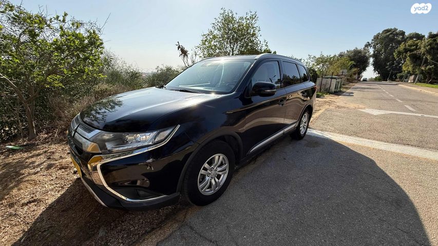 מיצובישי אאוטלנדר