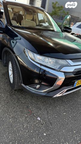 מיצובישי אאוטלנדר