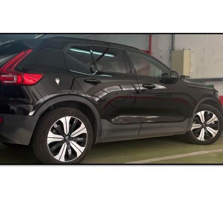 מודעת רכב וולוו XC40