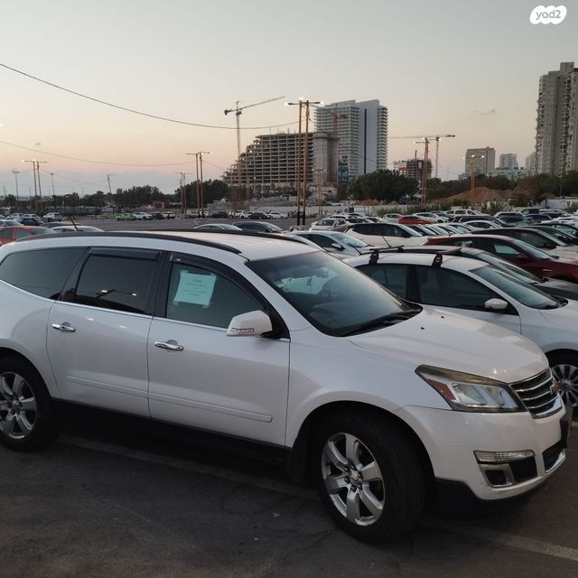 מודעת רכב שברולט טראוורס