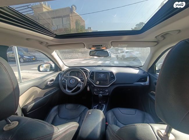 ג'יפ צ'ירוקי