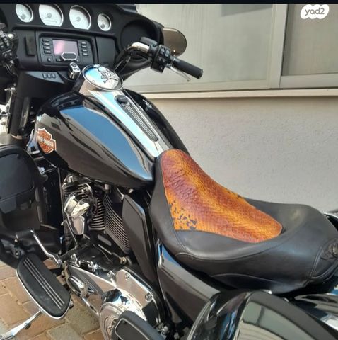 הרלי דיווידסון סטריט גלייד