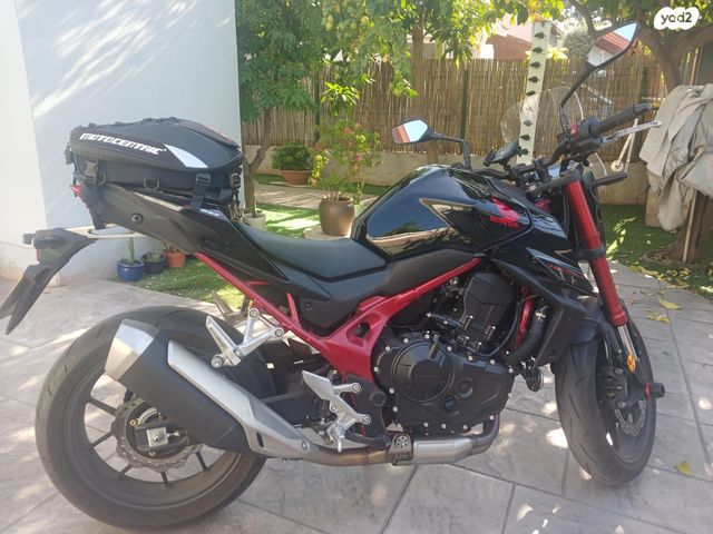 הונדה HORNET 750