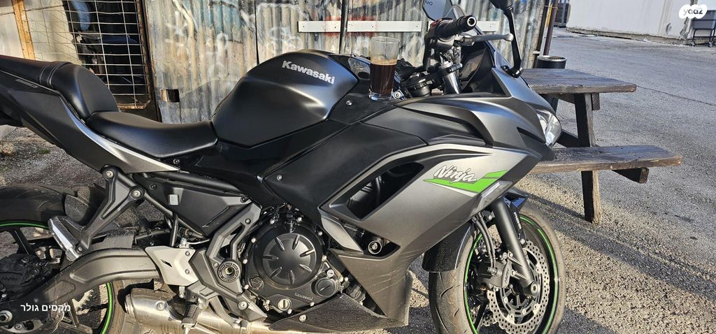 קאוואסאקי נינג'ה 650