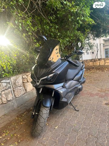 סאן יאנג ADX 300