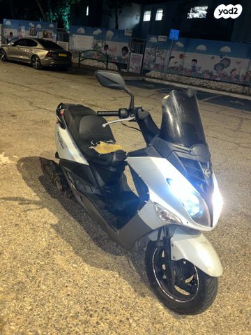 מודעת רכב סאן יאנג ג'וי רייד 125