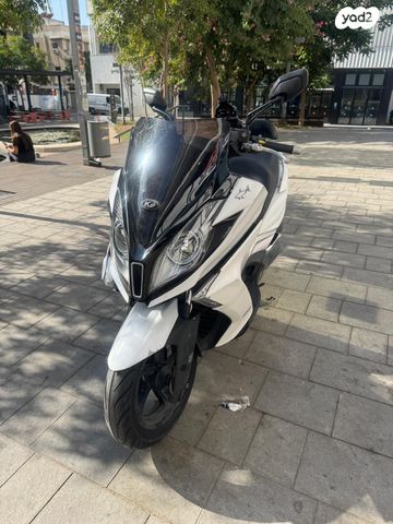 מודעת רכב קימקו דאון-טאון 350