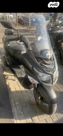 מודעת רכב סאן יאנג ג'וי רייד 200