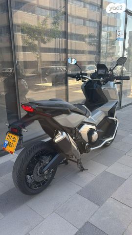 הונדה X-ADV750