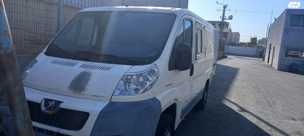 מודעת רכב פיג'ו