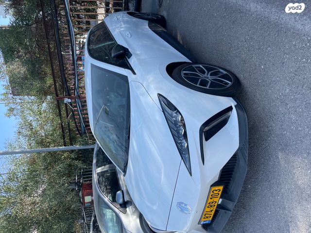 מודעת רכב אם ג'י MG4