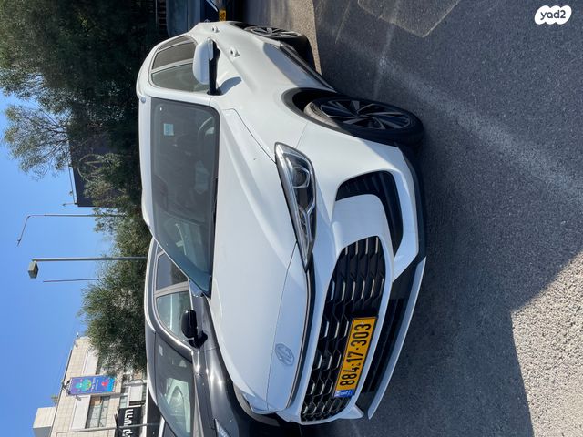 מודעת רכב אם ג'י ZS