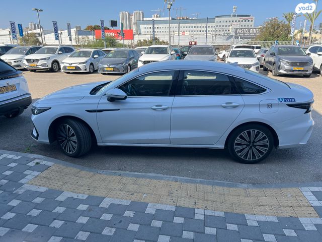 מודעת רכב צ׳רי אריזו 8