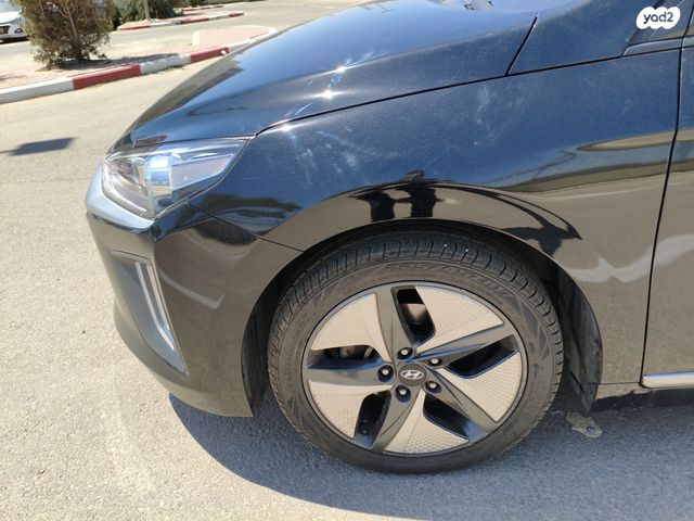 יונדאי איוניק