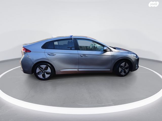 יונדאי איוניק