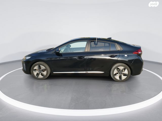 יונדאי איוניק