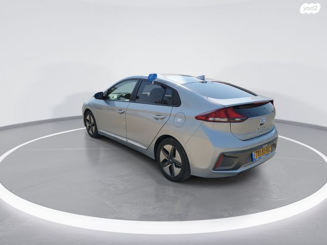 יונדאי איוניק