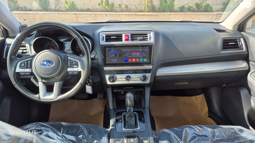 סובארו B4/לגאסי