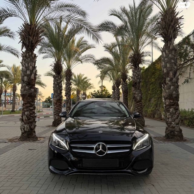 מודעת רכב מרצדס-בנץ C-class