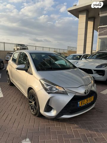 מודעת רכב טויוטה יאריס