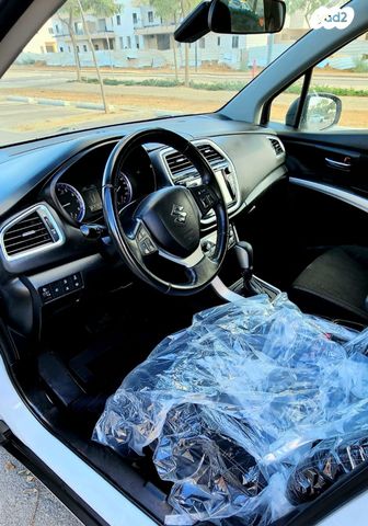 סוזוקי קרוסאובר