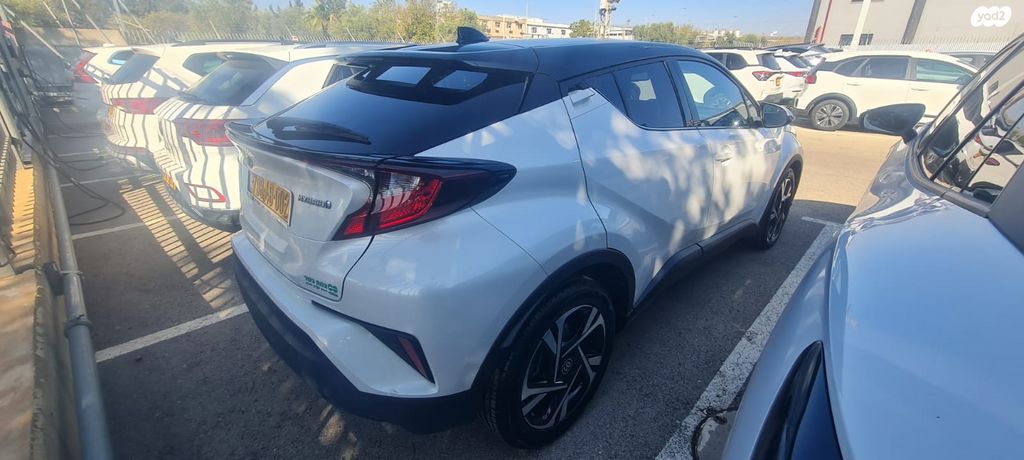 טויוטה C-HR