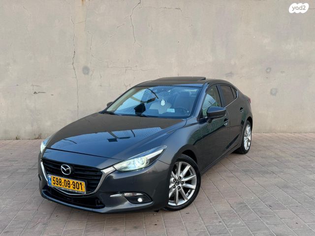 מאזדה 3