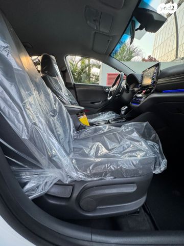 יונדאי איוניק