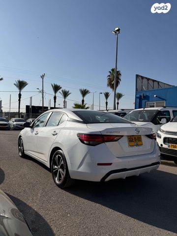 ניסאן סנטרה