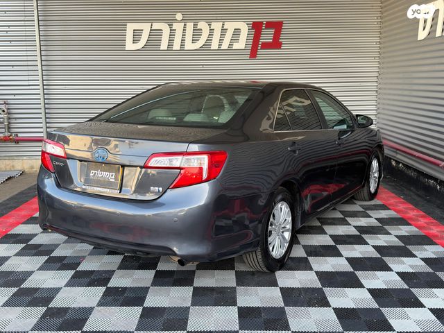 טויוטה קאמרי