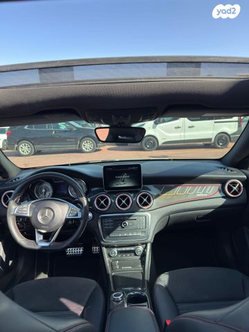 מרצדס-בנץ CLA