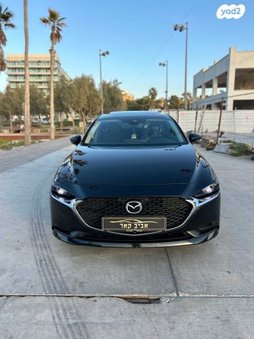 מאזדה 3