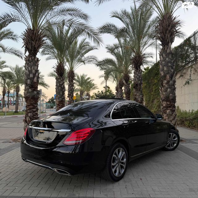 מרצדס-בנץ C-class