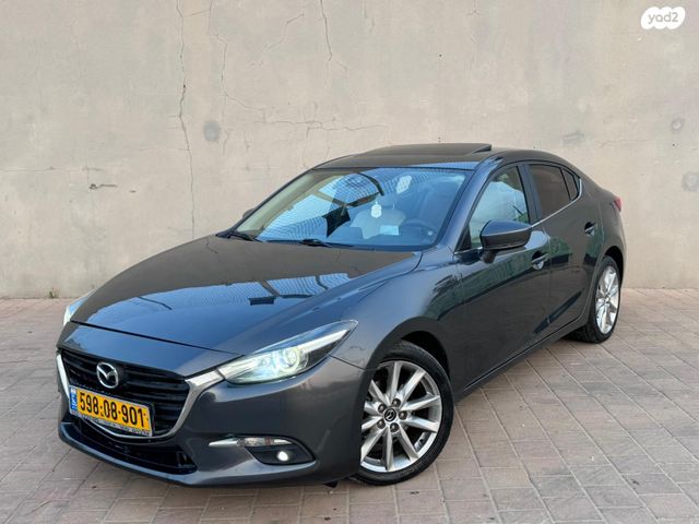 מאזדה 3