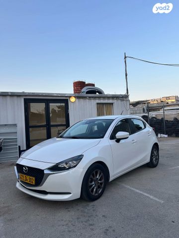 מודעת רכב מאזדה 2