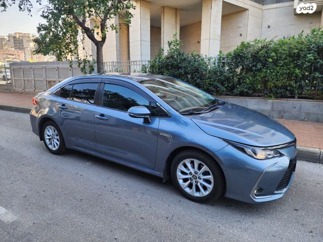 מודעת רכב טויוטה קורולה