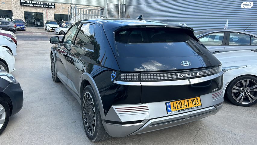 יונדאי איוניק 5