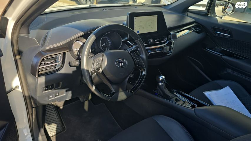 טויוטה C-HR