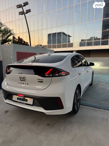 יונדאי איוניק