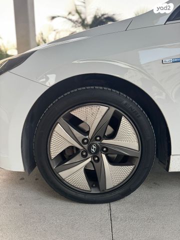 יונדאי איוניק