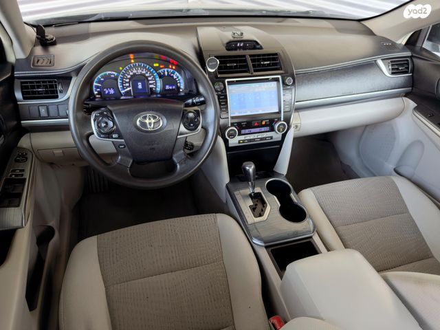 טויוטה קאמרי